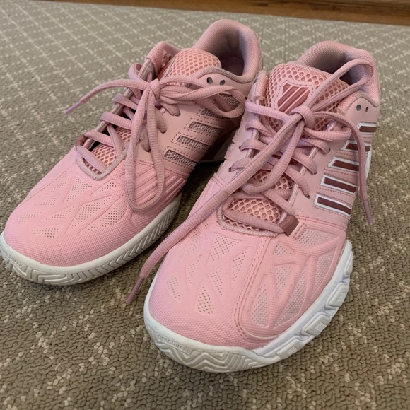 swiss made tennis shoes